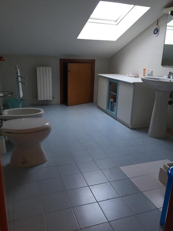 Apartamento Mansarda Mare Altidona Habitación foto